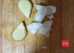 Illustration of how to make crucian carp soup 2