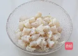 Illustration of how to make tomato, dragon and fish soup 2