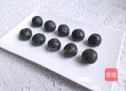 Illustration of how to make imitation mushroom buns 5