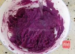 Purple Sweet Potato Egg Pancake Recipe Illustration 2
