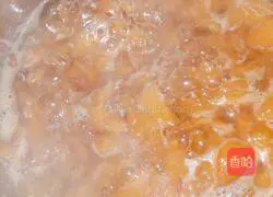 Illustration of how to make pure handmade Sichuan clam and loquat paste 6