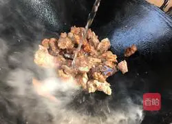 Illustration of how to make beef stew with tomatoes and potatoes 5