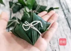 Illustration of how to make crystal rice dumplings 11