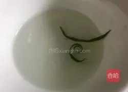 Water Illustration of how to make tender steamed eggs 10