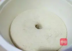 Illustration of how to make buckwheat and bean-flavored multi-grain steamed buns 3