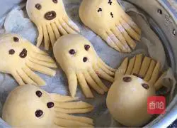  Illustration of how to make baby octopus steamed buns 11