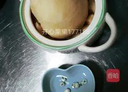 Illustration of how to make Fritillary Fritillaria Steamed Pears 3