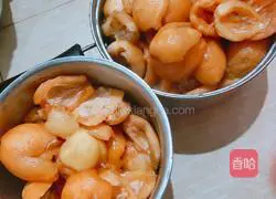 Illustration of handmade Sichuan clam loquat paste 3