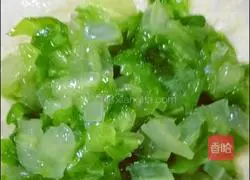 Illustration of how to make cabbage cornbread 12