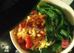 Illustration of how to make spicy and sour noodles 12