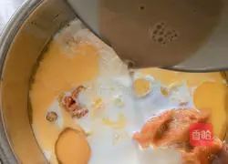 Illustration of how to make pumpkin rolls 4