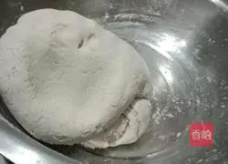 Illustration of how to make Yutou dumplings 4