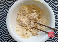Illustration of how to make corn flour bean paste buns 2