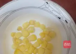 Illustration of how to make white fungus and dragon fruit soup 5