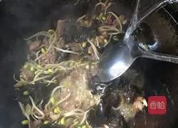 Illustration of Henan traditional mutton braised noodles 10