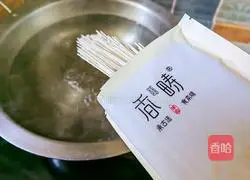 Illustration of making fried noodles 6