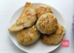  Illustration of how to make pan-fried buns with chives and pork 9