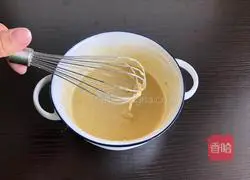 Illustration of how to make banana waffles 6