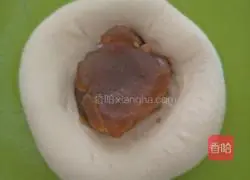 Illustration of how to make cute little white rabbit 3