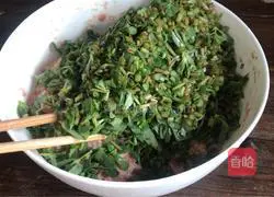 Illustration of how to make dumplings stuffed with purslane and chives 7