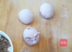 Illustration of how to make piglet fresh meat buns 6