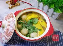 Illustration of how to make fish ball, egg dumpling and rice cake soup 12
