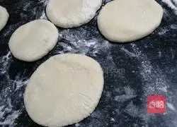 How to make Bai Lai Pork Buns 8