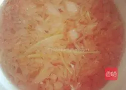 Illustration of making homemade honey grapefruit tea 4