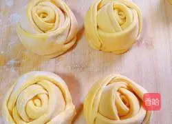 Illustration of how to make pumpkin rolls 11