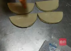 Illustration of how to make pig's trotters steamed buns 7