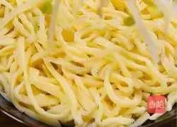 Illustration of making fried noodles 7