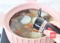 Illustration of how to make mutton stewed radish soup 11