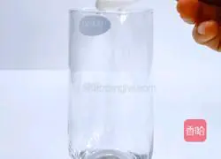 Illustration of how to make dragon fruit milkshake 4