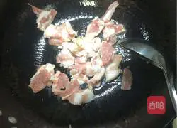 Chinese cabbage stewed with frozen tofu Practice illustration 3