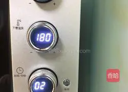 Illustration of how to make 65-degree tangzhong hamburger embryos 15