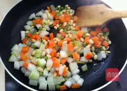 Winter Melon and Double Beans Recipe Illustration 8