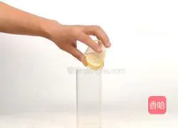 Layered gradient butterfly pea tea, a dreamy ocean drink recipe 2