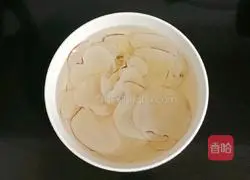 Sea bottom coconut and carrot chicken soup Illustration of how to do it 1