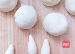 Illustration of how to make mushroom buns 8