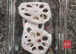 Lotus root, red bean and pigeon soup recipe 2