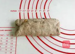 Illustration of how to make banana, walnut and rye soft oatmeal 9