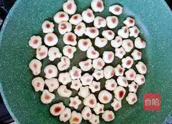 Illustration of how to make colorful steamed buns 9