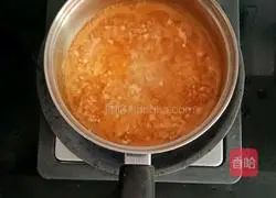 Illustration of how to make egg yolk and tofu noodles (baby food supplement) 11