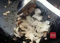 Illustration of how to make tomato braised noodles 7