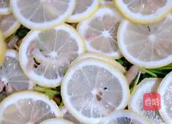 Illustration of how to make passion fruit and lemon soaked claws 15