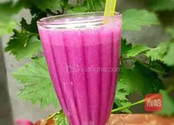 Illustration of how to make dragon fruit yogurt shake 5