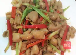 Illustration of how to stir-fry fat intestines 8