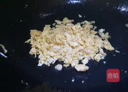 Illustration of how to make leek and egg pancakes 4