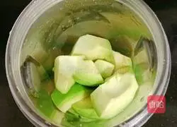 Illustration of how to make avocado yogurt waffles 2