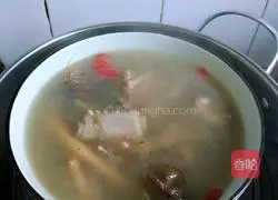 Steamed Pork Ribs Soup Illustration 9